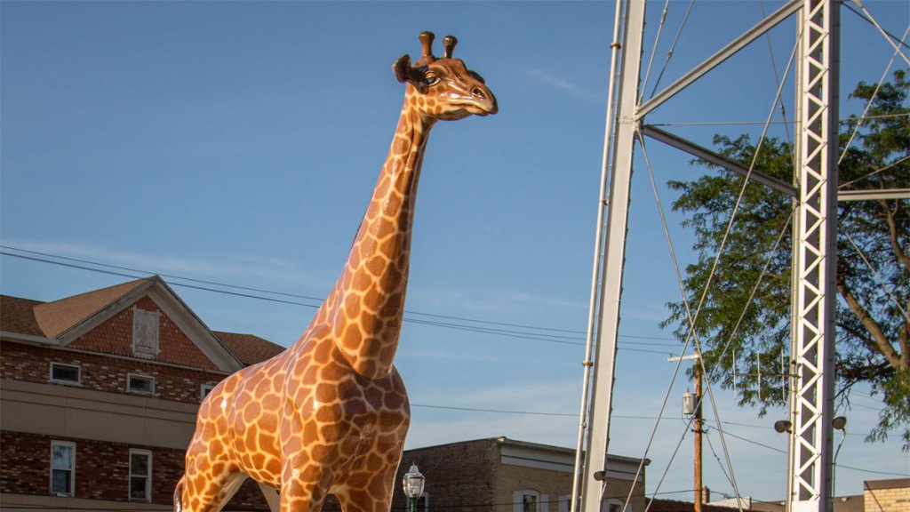 Delavan Giraffe - Visit Delavan Blog